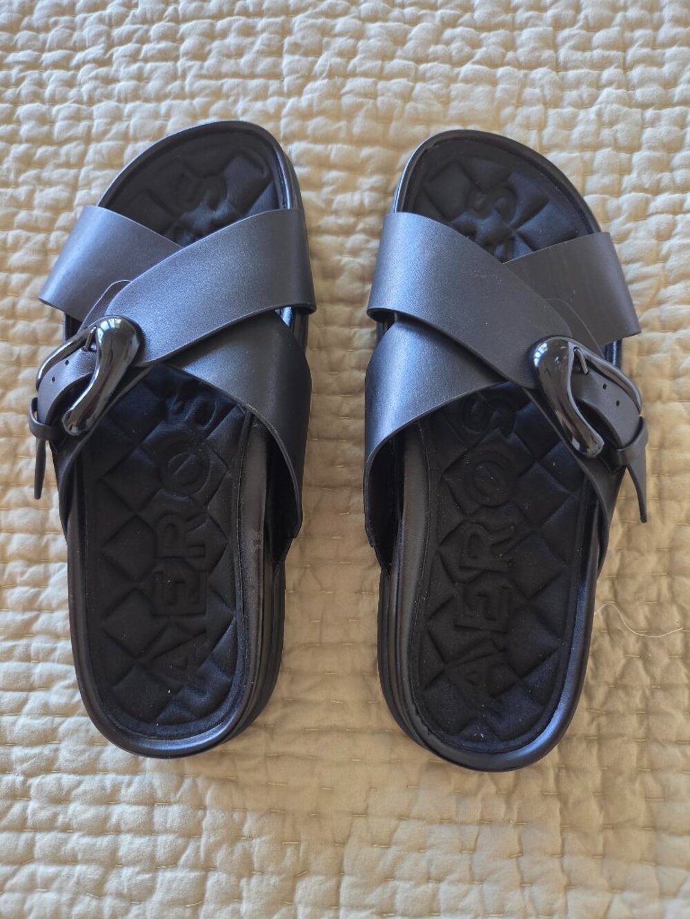 Aerosoles Lago black sandal